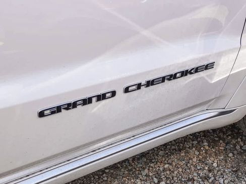 Used 2021 Jeep Grand Cherokee Summit w/ Platinum Series Group image 9