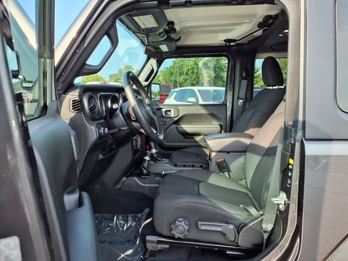 Used 2022 Jeep Wrangler Sport AWD/4WD image 20
