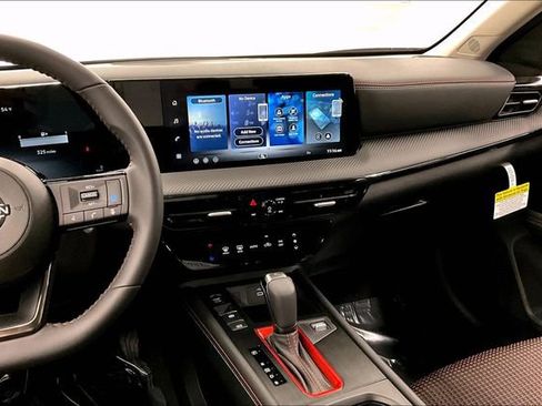 New 2026 Nissan Kicks SR AWD/4WD image 8