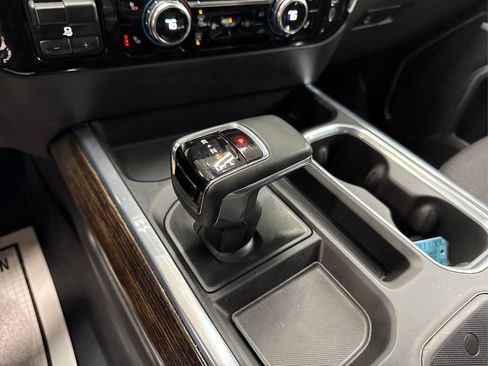 Used 2023 GMC Sierra 1500 Elevation w/ Preferred Package image 34