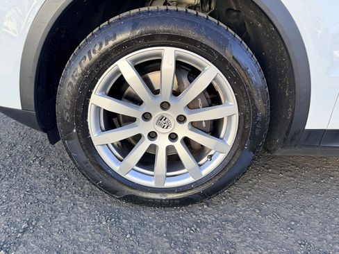 Used 2019 Porsche Cayenne image 9