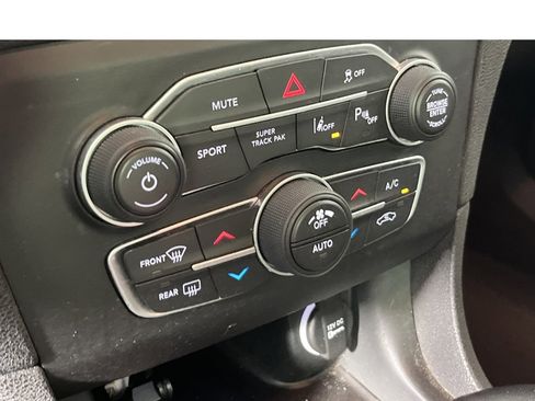 Used 2023 Dodge Charger R/T w/ Blacktop Package image 21