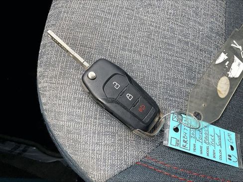 Used 2024 Ford Maverick XLT FWD image 35