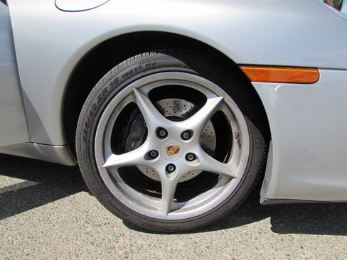 Used 2002 Porsche 911 Carrera RWD image 28