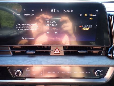 Used 2025 Kia Sportage X-Line w/ Premium Package AWD/4WD image 25