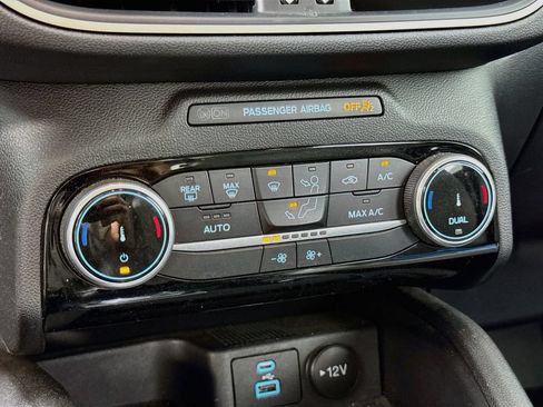 Used 2022 Ford Escape SE w/ Convenience Package FWD image 21