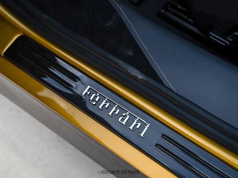 Used 2024 Ferrari SF90 Spider image 23