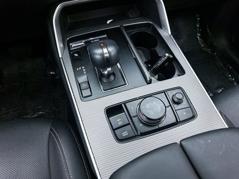 Certified 2025 MAZDA CX-70 Plug-In Hybrid w/ Premium Pkg image 24