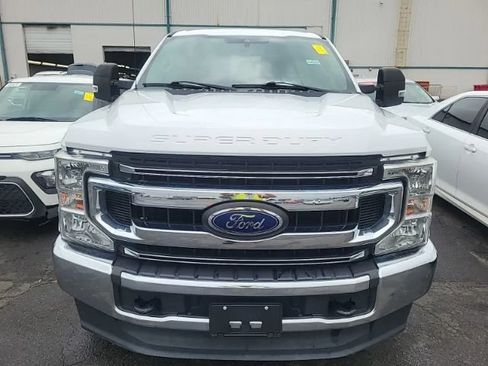 Used 2020 Ford F250 XLT w/ FX4 Off-Road Package AWD/4WD image 6