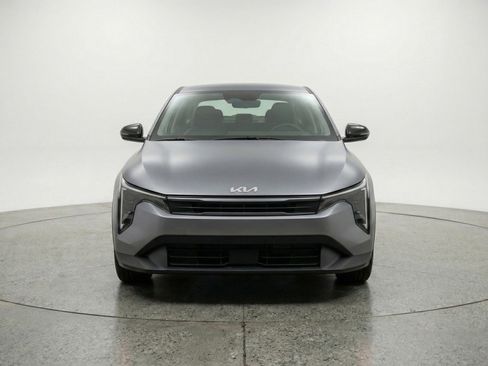 Used 2025 Kia K4 LXS image 2