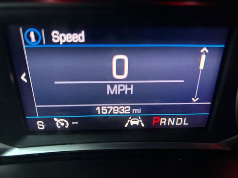 Used 2020 Chevrolet Equinox LT w/ Driver Convenience Package image 21