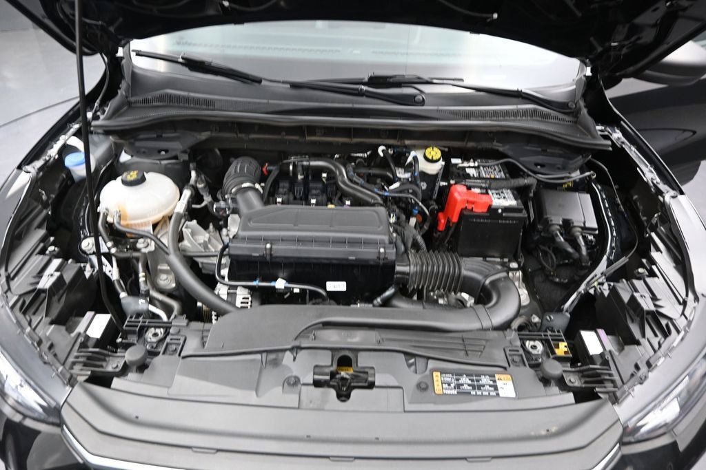 Used 2025 Ford Escape ST-Line FWD image 18