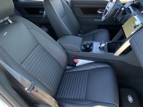 New 2025 Land Rover Discovery Sport S AWD/4WD image 10