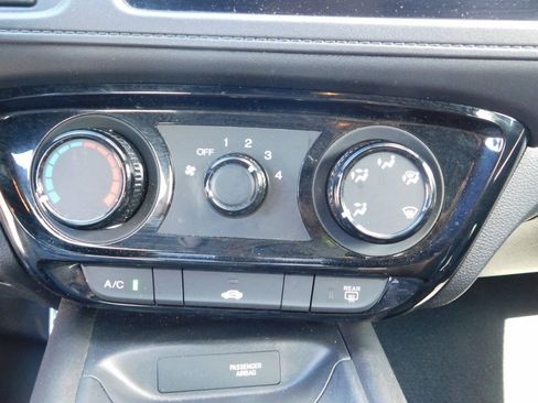 Used 2020 Honda HR-V Sport image 13