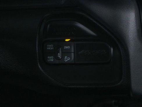 Used 2024 RAM 2500 Big Horn w/ Off Road Package AWD/4WD image 22
