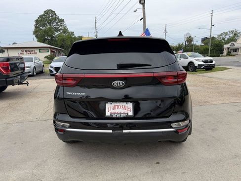 Used 2022 Kia Sportage LX FWD image 5
