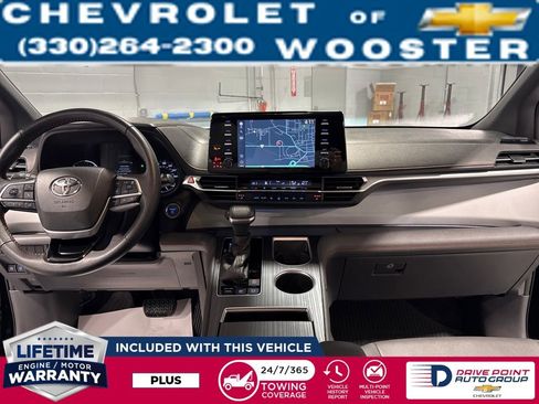 Used 2021 Toyota Sienna XSE image 31