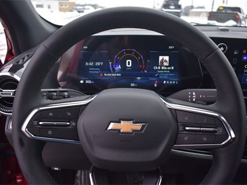 Used 2026 Chevrolet Equinox LT image 29