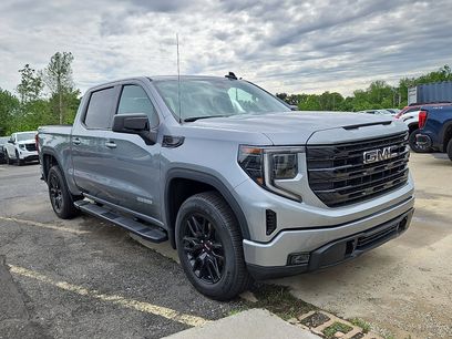 Used 2023 GMC Sierra 1500 Elevation w/ LPO, Elevation Black Package