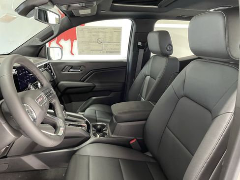 New 2026 GMC Canyon Elevation w/ Convenience Package image 13