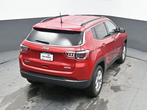 Used 2025 Jeep Compass Latitude AWD/4WD image 22