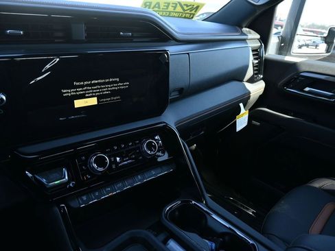 New 2026 GMC Sierra 3500 AT4 w/ AT4 Premium Plus Package image 23