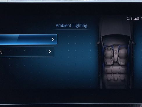 Used 2021 Mercedes-Benz GLC 300 4MATIC w/ AMG Line image 90