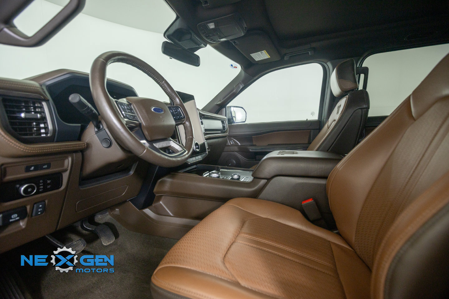 Used 2023 Ford Expedition King Ranch AWD/4WD image 11
