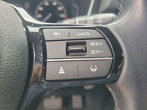 Used 2023 Honda Pilot Touring image 33