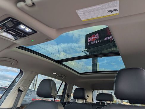 New 2026 Volkswagen Atlas SE image 24