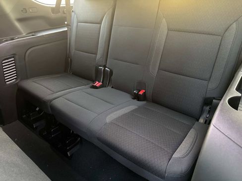 New 2025 Chevrolet Suburban LS image 12