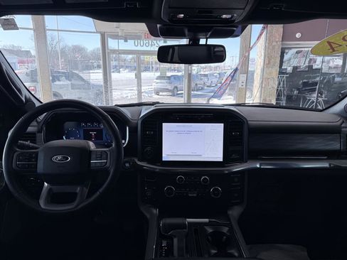 Used 2024 Ford F150 Lariat w/ FX4 Off-Road Package image 14