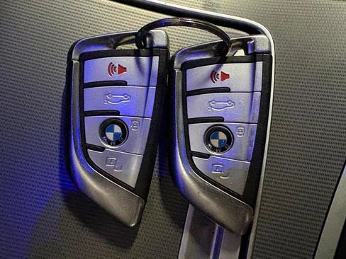 Used 2020 BMW X5 M50i w/ Executive Package AWD/4WD image 41