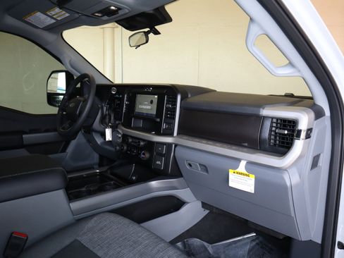 New 2026 Ford F350 XLT AWD/4WD image 39