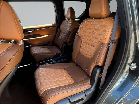New 2026 Nissan Armada Platinum Reserve w/ Accent Package AWD/4WD image 29