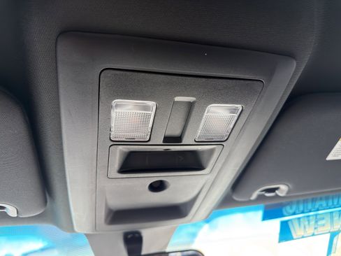 Used 2024 RAM 1500 Warlock AWD/4WD image 35