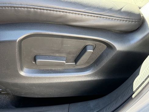 Used 2019 MAZDA CX-5 Touring image 26