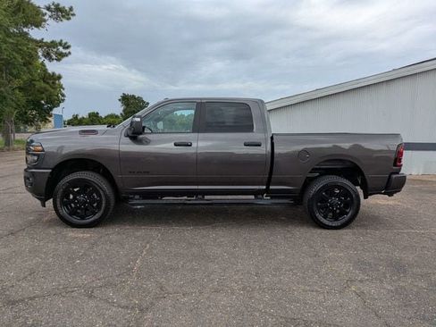 Used 2025 RAM 2500 Big Horn AWD/4WD image 7