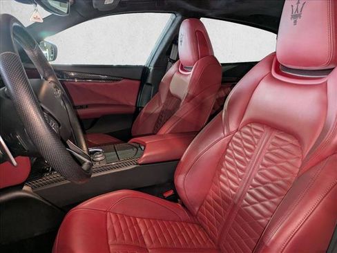 Used 2021 Maserati Quattroporte S GranSport image 19