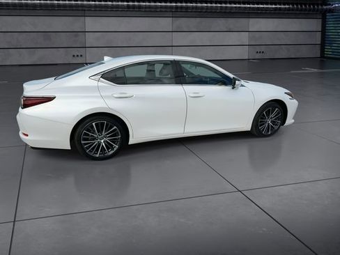 Certified 2023 Lexus ES 350 w/ Premium Package FWD image 9
