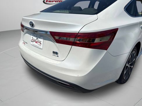 Used 2018 Toyota Avalon XLE Premium FWD image 30