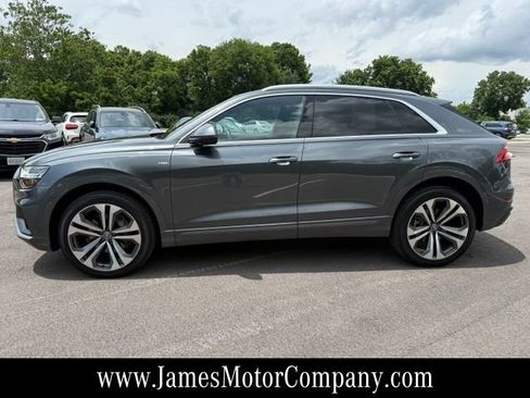 Used 2020 Audi Q8 Prestige w/ Prestige Package AWD/4WD image 8