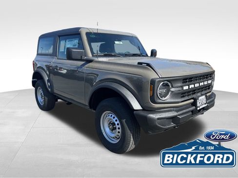 New 2026 Ford Bronco 2-Door AWD/4WD image 3
