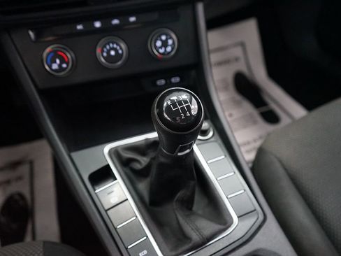 Used 2021 Volkswagen Jetta S FWD image 2