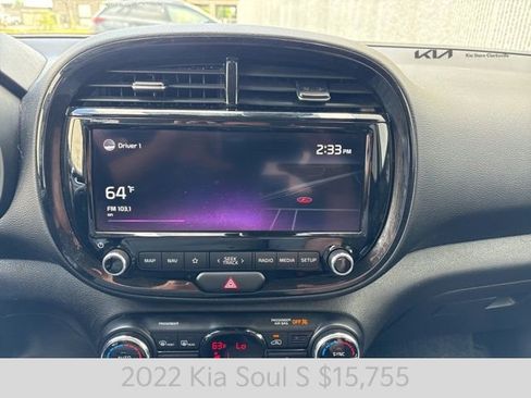 Certified 2022 Kia Soul S FWD image 4