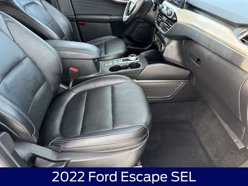 Used 2022 Ford Escape SEL w/ Technology Package image 13
