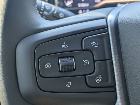 Used 2025 GMC Sierra 2500 SLT w/ SLT Convenience Package image 30