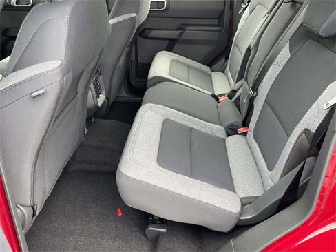 New 2025 Ford Bronco 4-Door image 5