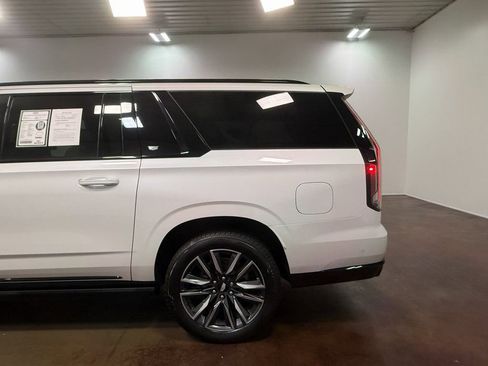 Used 2021 Cadillac Escalade ESV Sport Platinum image 36