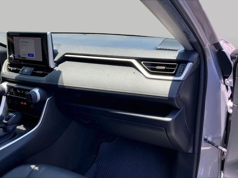 Certified 2023 Toyota RAV4 XLE Premium AWD/4WD image 18
